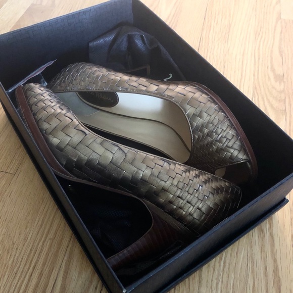 Cole Haan bronze woven heels - Picture 3 of 7